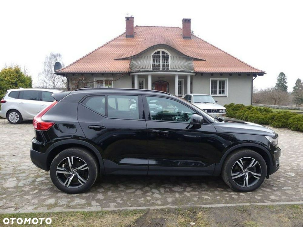 Volvo XC 40 T4 AWD Geartronic R-Design - 19