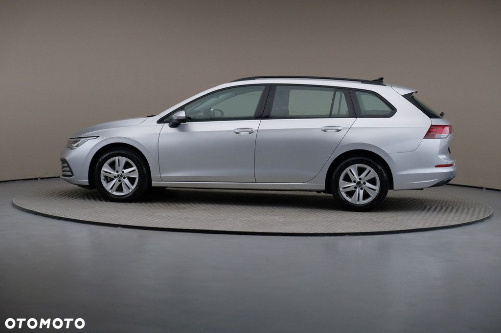 Volkswagen Golf - 4