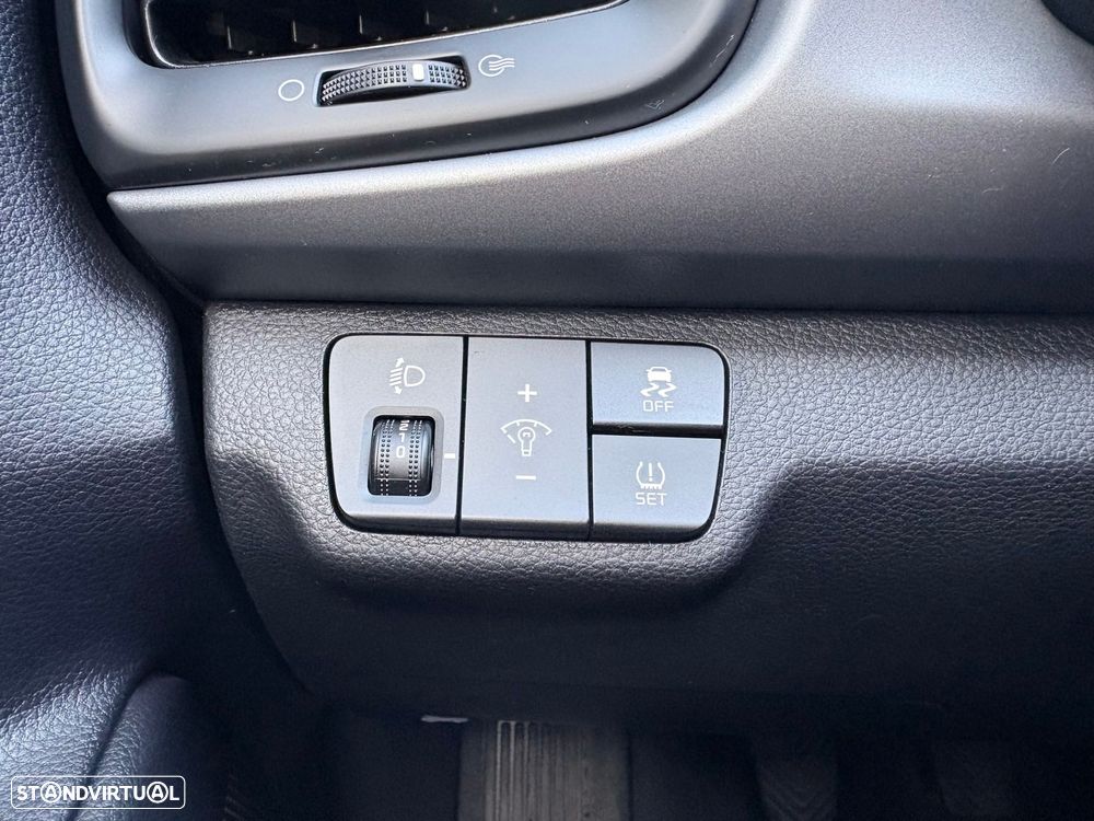Kia Rio 1.2 CVVT Urban - 33