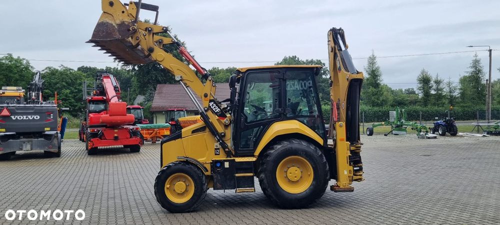 Caterpillar 432F2 - 6