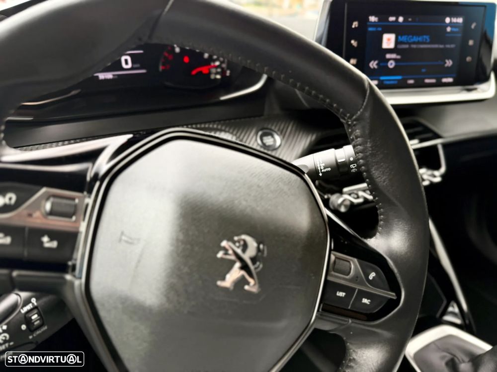 Peugeot 2008 1.5 BlueHDi Allure - 20