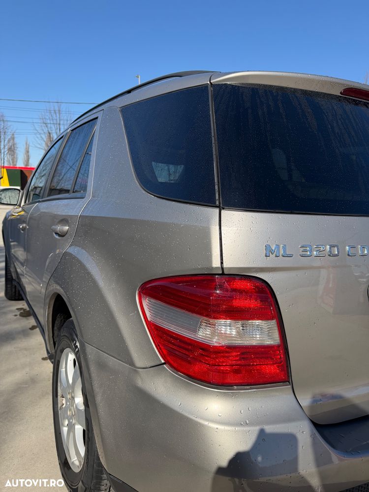 Mercedes-Benz ML - 8