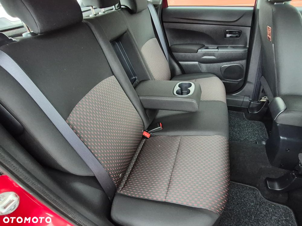 Mitsubishi ASX - 18