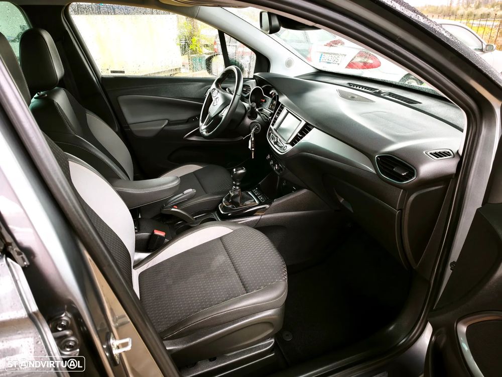 Opel Crossland X 1.2 T Innovation - 15