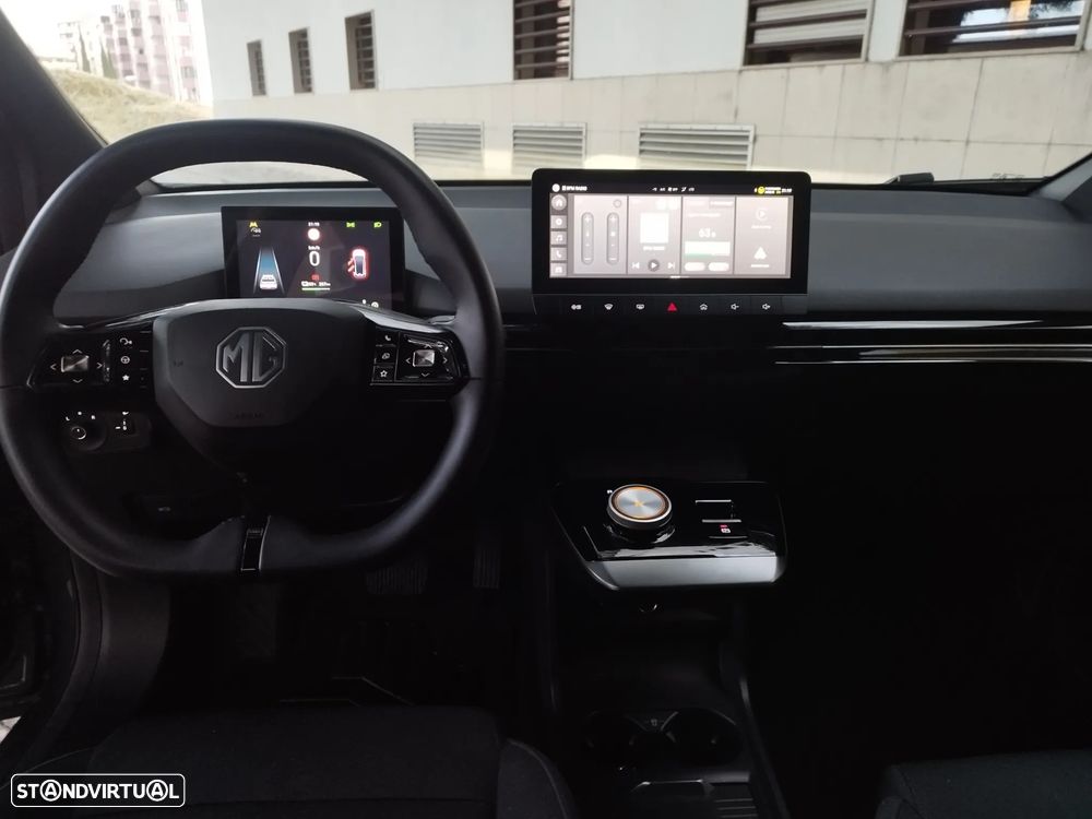 MG MG4 51 kWh Standard - 8