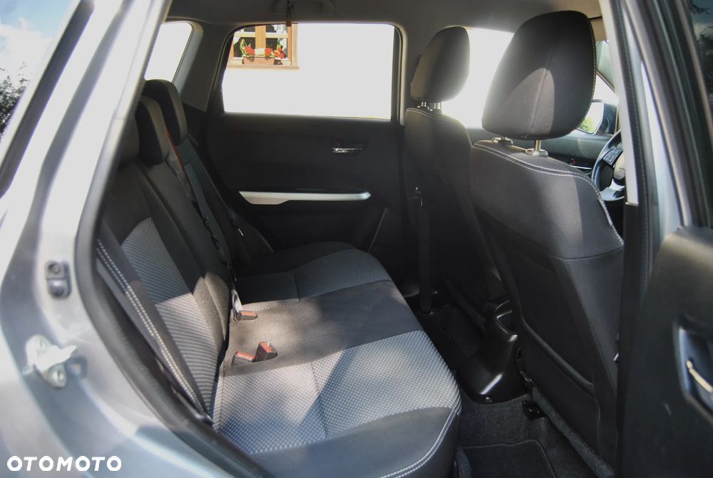 Suzuki Vitara 1.6 DDiS (4x4) Allgrip Comfort+ - 8