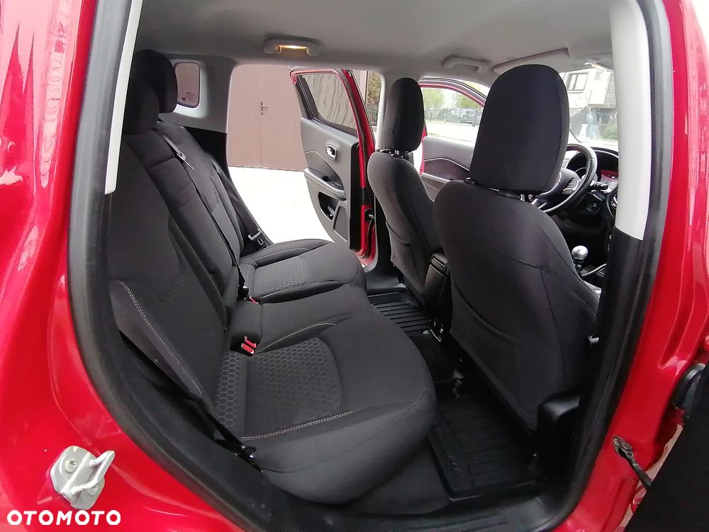 Jeep Compass 1.6 MultiJet Longitude - 24