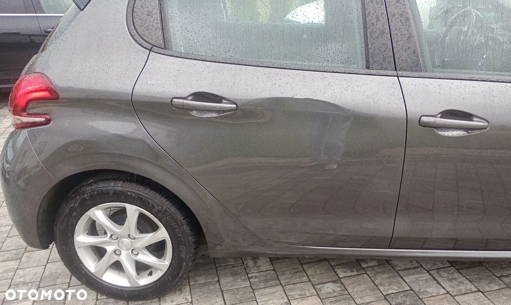 Peugeot 208 1.2 PureTech Active ETG5 - 21