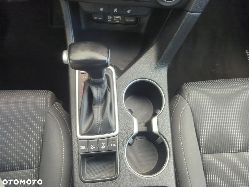 Kia Sportage 2.0 CRDI 4WD Automatik Dream-Team Edition - 26