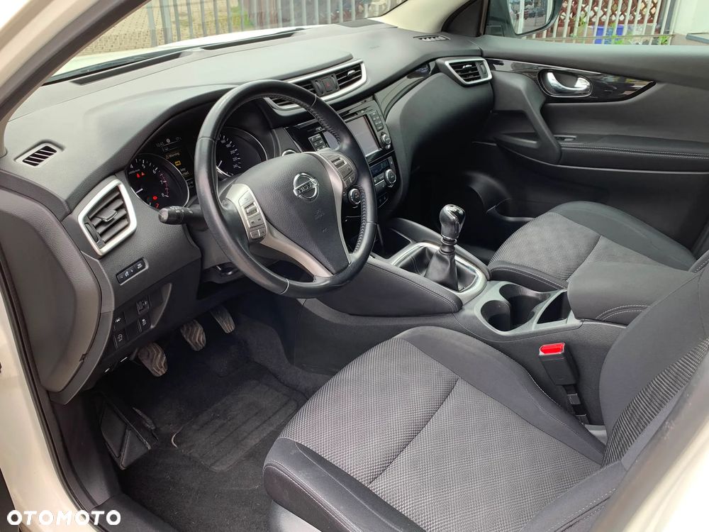 Nissan Qashqai - 12