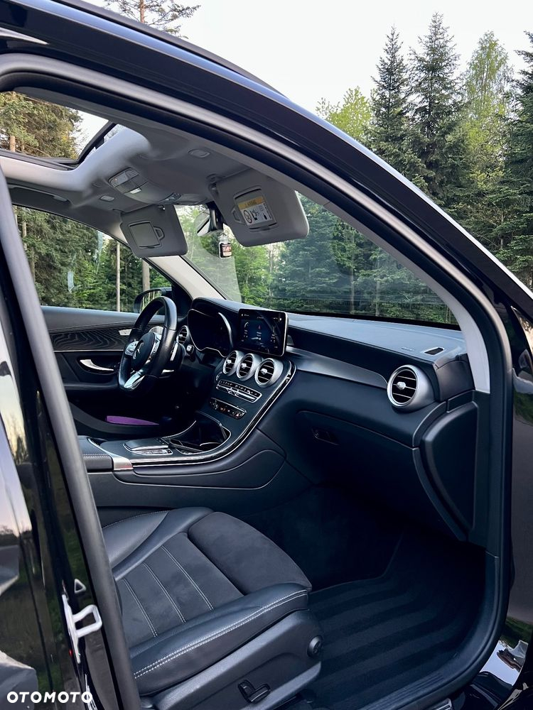 Mercedes-Benz GLC - 37