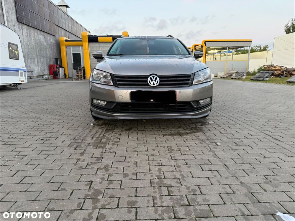Volkswagen Passat - 6