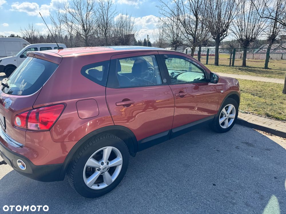 Nissan Qashqai 2.0 Lounge - 1