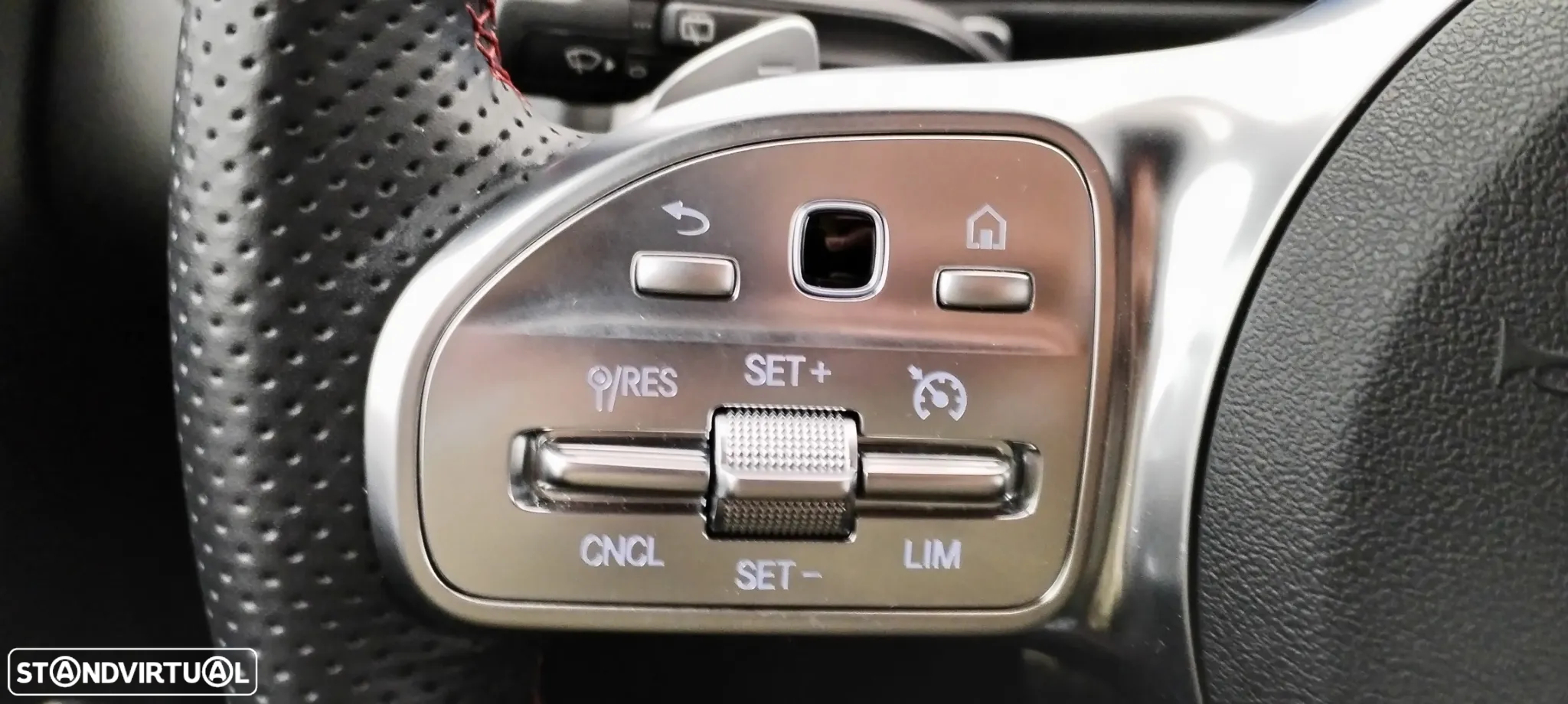Mercedes-Benz EQB 250 AMG Line - 21
