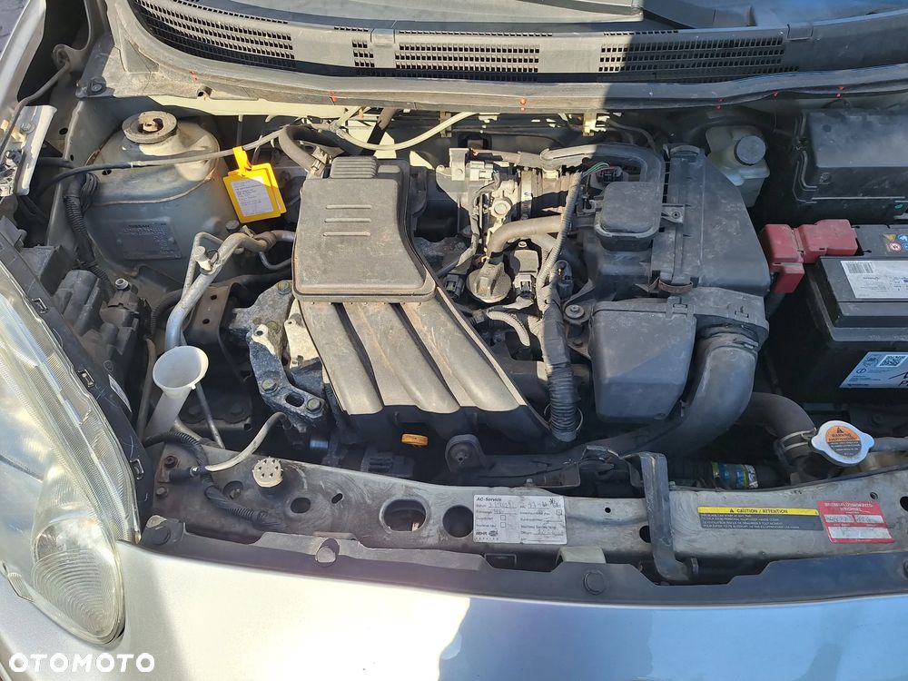 Nissan Micra 1.2 Bild der Frau - 13