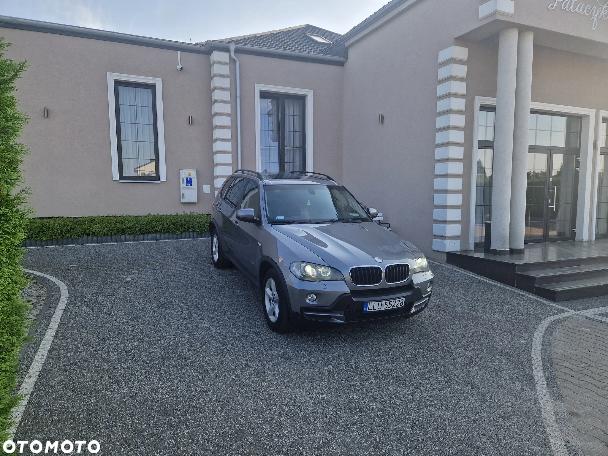 BMW X5 3.0si xDrive - 16