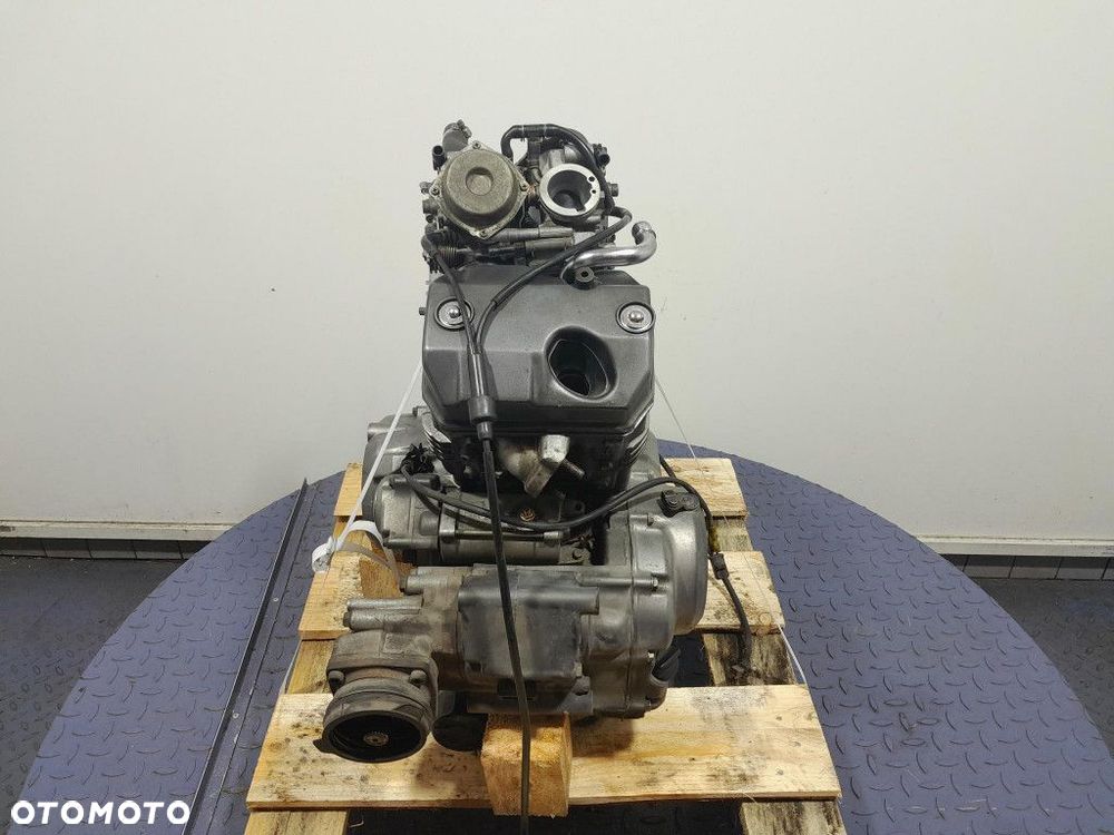 HONDA NTV 650 SILNIK BENZYNOWY CZTEROSUWOWY - 2