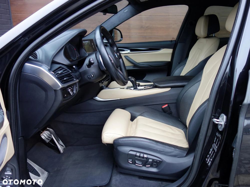 BMW X6 xDrive50i M Sport - 32