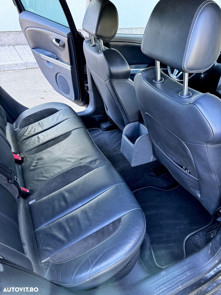 Seat Leon 1.6 TDI DPF E-Ecomotive Reference - 31