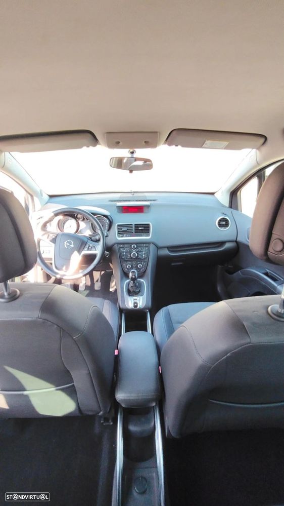 Opel Meriva - 23