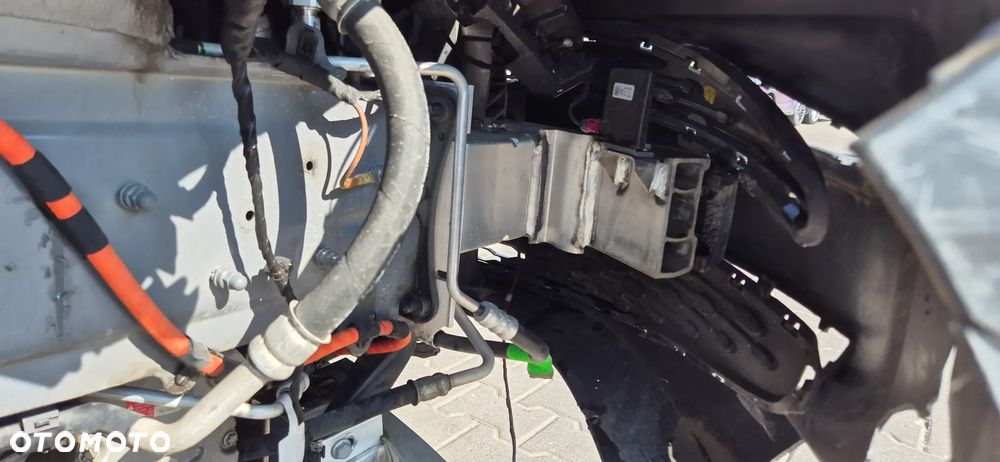 Volkswagen Multivan 1.4 TSI eHybrid PHEV 160kW L1 Life DSG - 16