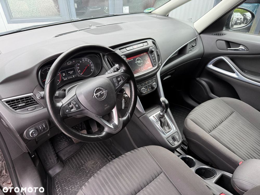 Opel Zafira 2.0 D Automatik Active - 4