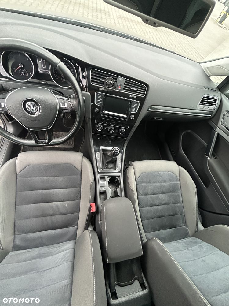 Volkswagen Golf 1.6 TDI BlueMotion Technology Trendline - 31