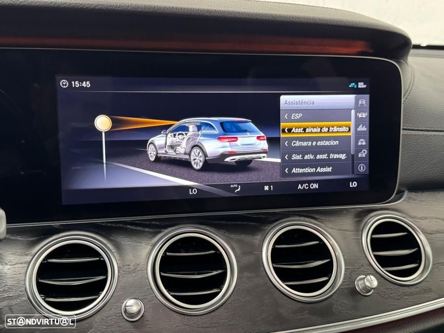 Mercedes-Benz E 220 d 4-Matic All Terrain Avantgarde - 27