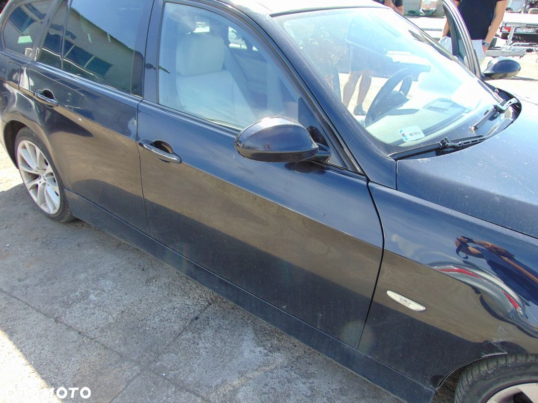 DRZWI PRAWE PRZÓD PRZEDNIE BMW E91 KOD KOLORU : 416/9 - 1