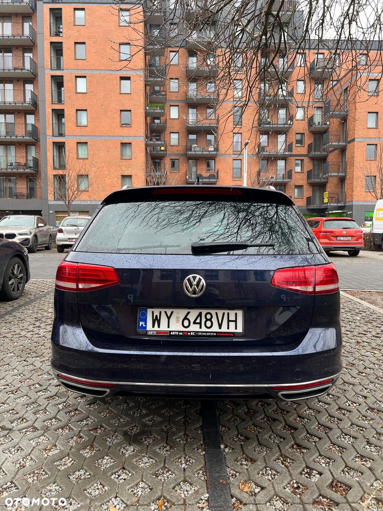 Volkswagen Passat Variant 2.0 TDI SCR DSG (BlueM Tech) Comfortline - 5