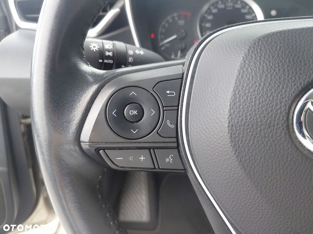 Toyota Corolla 1.8 Hybrid Comfort - 22