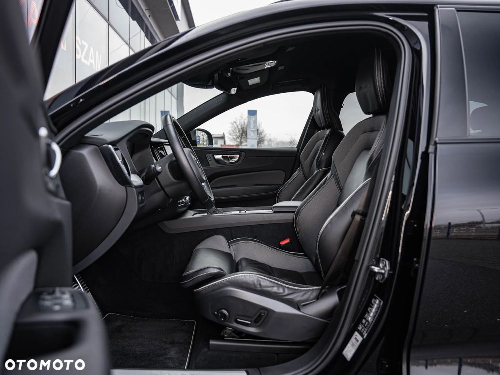 Volvo XC 60 D4 Geartronic RDesign - 23