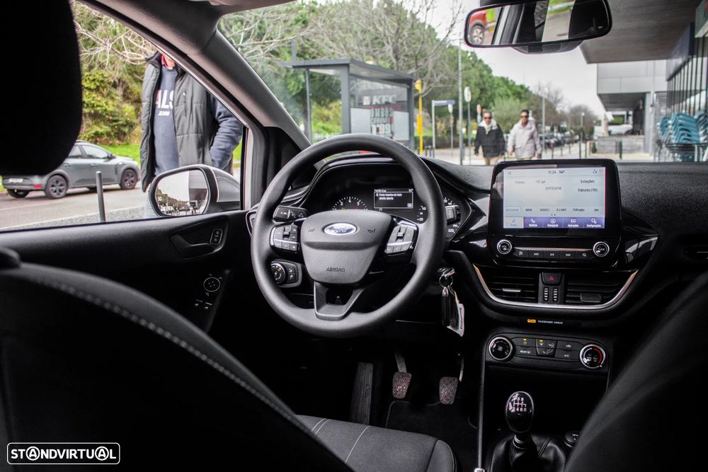 Ford Fiesta 1.0 EcoBoost Connected - 29