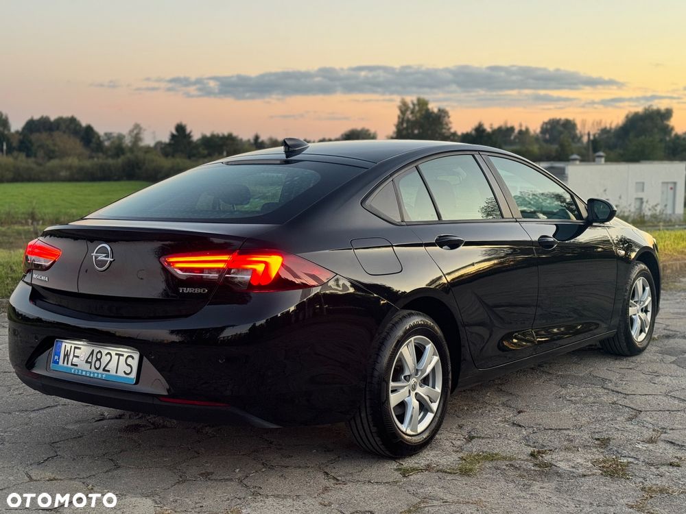 Opel Insignia 1.5 T Enjoy S&S Eco - 13