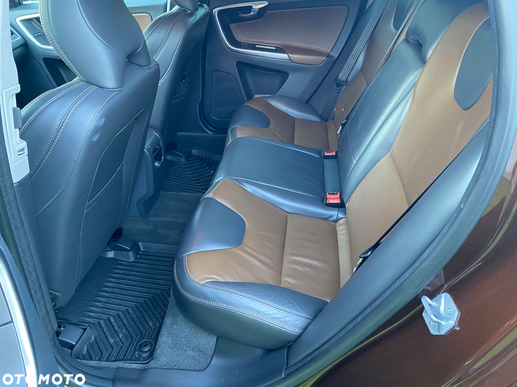 Volvo XC 60 - 12