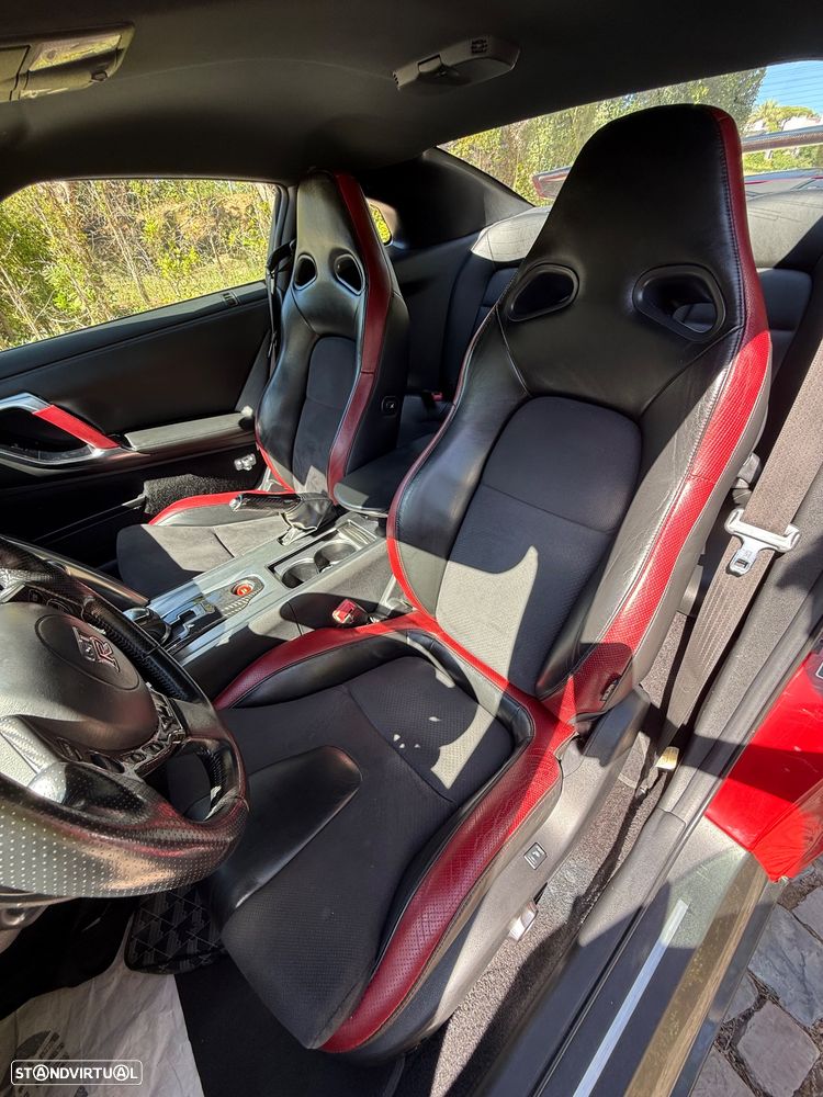 Nissan GT-R Black Edition - 20