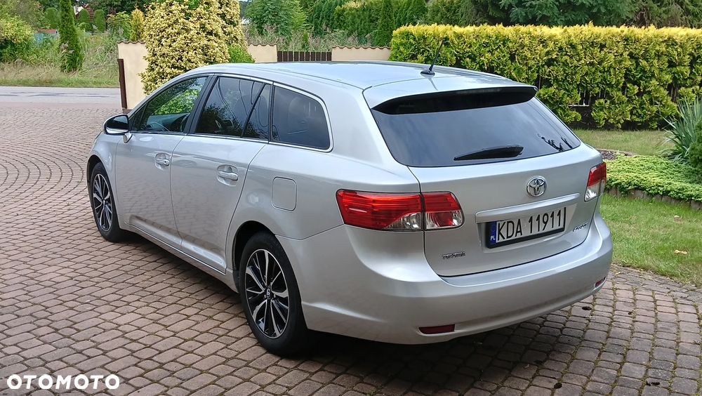 Toyota Avensis Touring Sports 1.8 Multidrive S Executive - 10