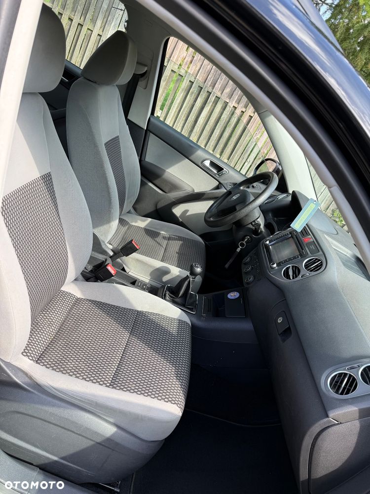 Volkswagen Tiguan ver-2-0-tdi-4mot-track-style - 11