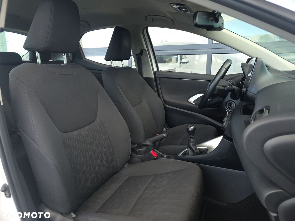 Toyota Yaris 1.5 Comfort - 27