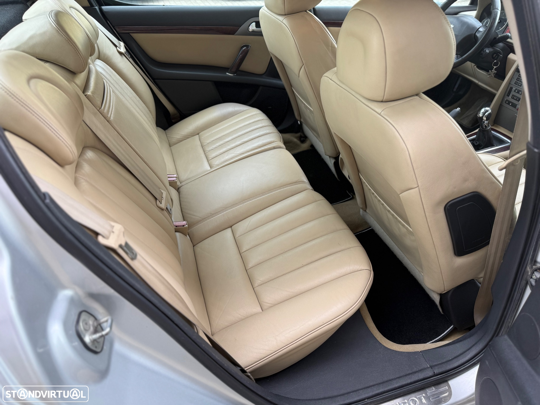 Peugeot 407 1.6 HDi Executive - 13