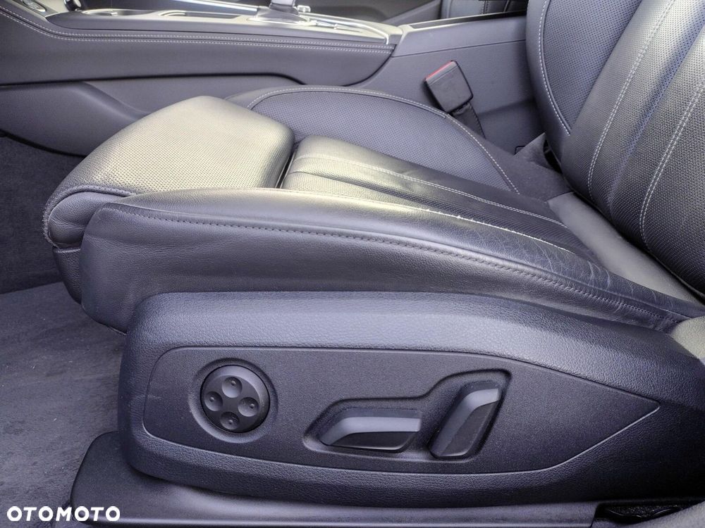 Audi A4 Allroad - 11