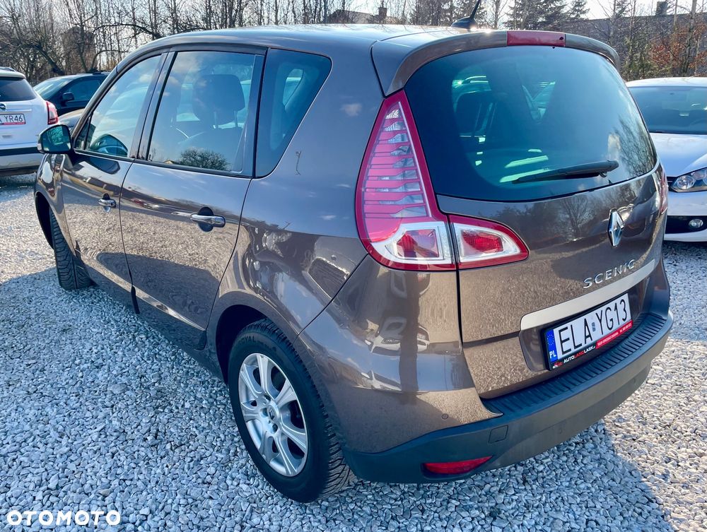 Renault Scenic 2.0 16V 140 CVT Dynamique - 8