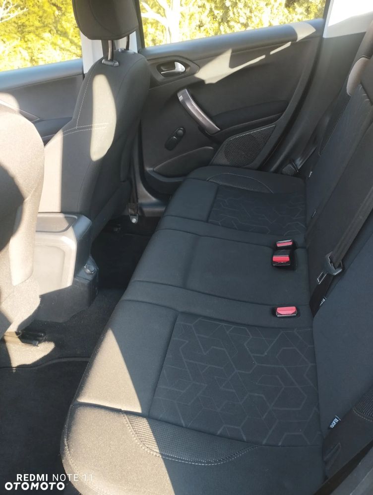 Peugeot 2008 1.6 BlueHDi Active - 10