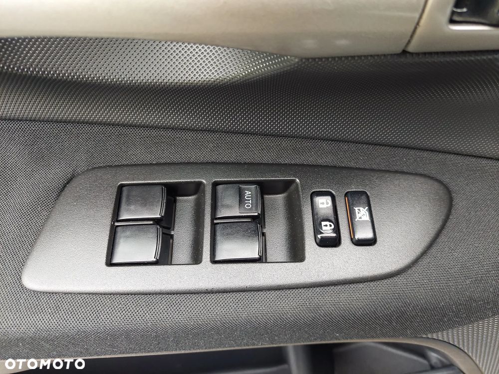 Toyota Auris - 25