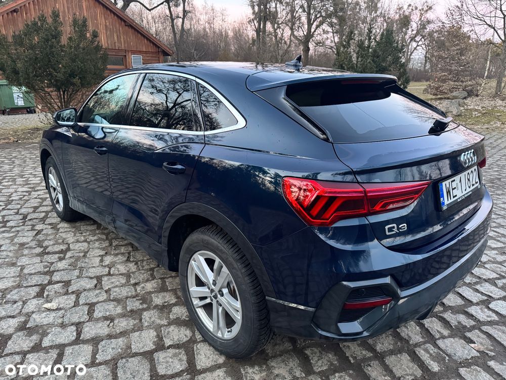Audi Q3 Sportback - 11