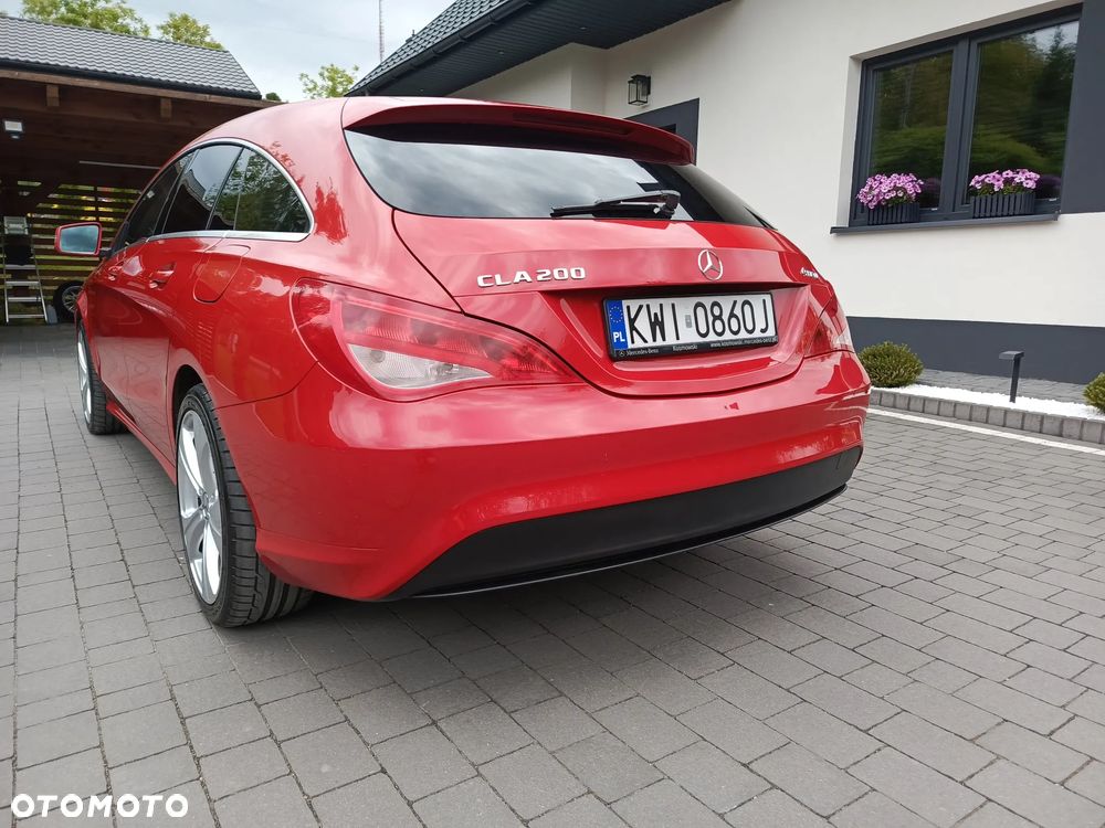 Mercedes-Benz CLA - 12