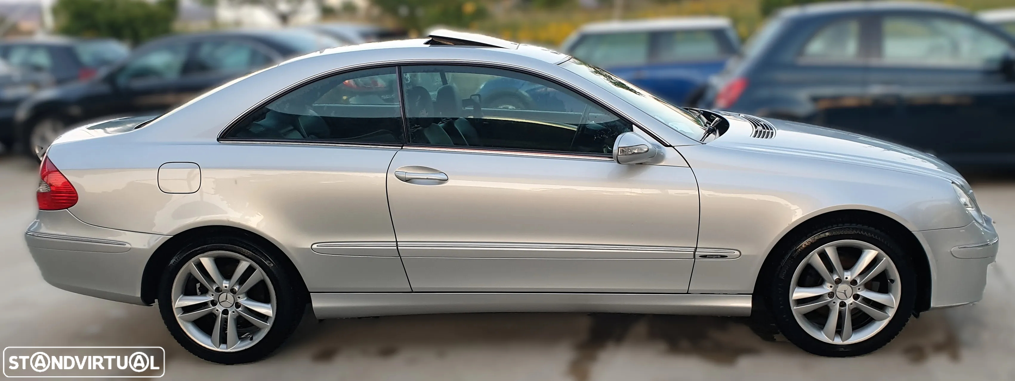 Mercedes-Benz CLK 220 CDi Avantgarde Aut. - 4