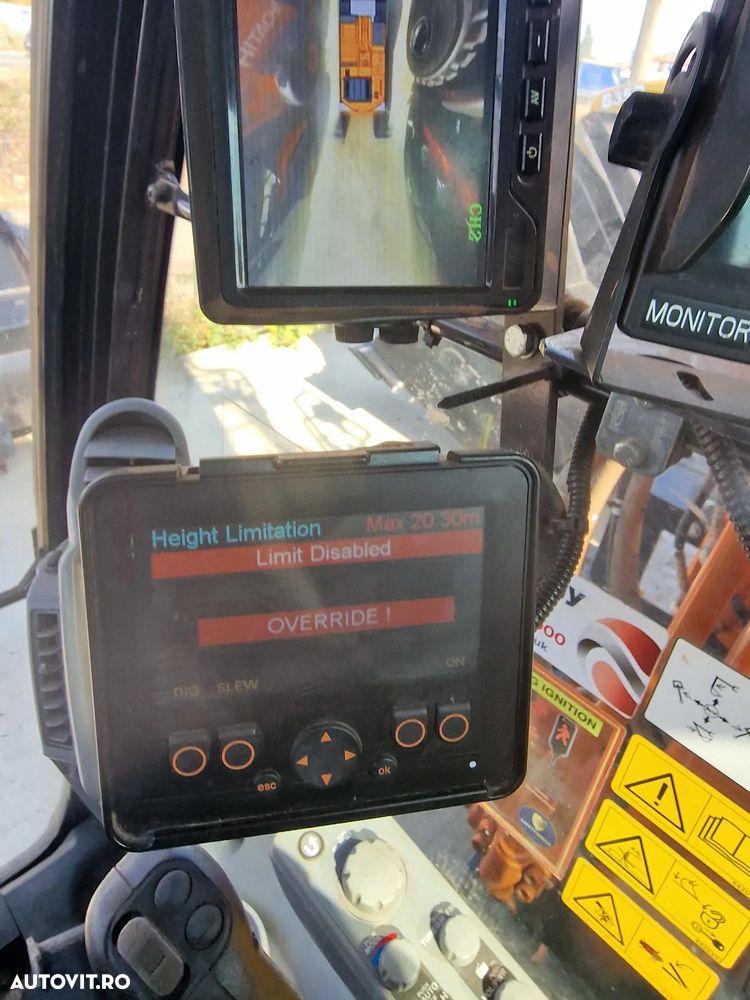 Hitachi ZX225-6, 26,2t, 2021, 2.976h, COMPACT. CUPLA RAPIDA, cupa NOUA, camera spate si laterale, lant 90% ok doar 300h mars, consum mediu 11l/h, ad sapare 7m, motor Isuzu, produs in JAPONIA, revizia efectuata, scaun cu incalzire,CA NOU, PROMOTIE 113.900 EUR - 13