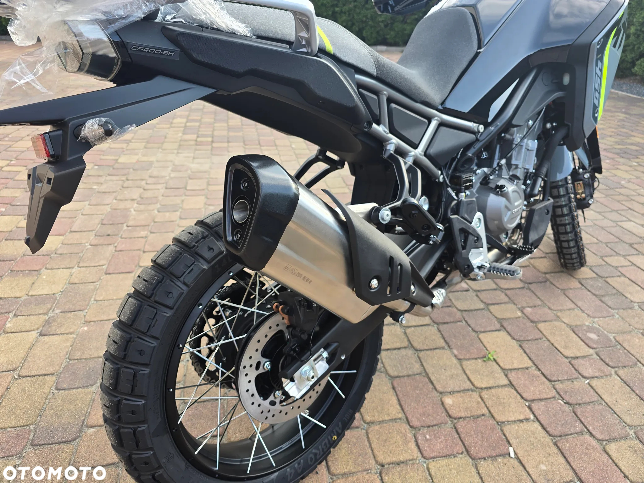 CFMoto MT - 7