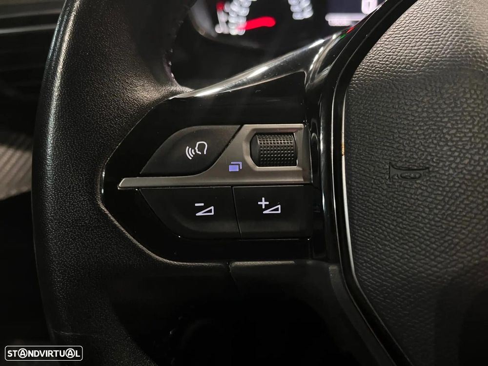 Peugeot 2008 1.5 BlueHDi Active Pack - 28